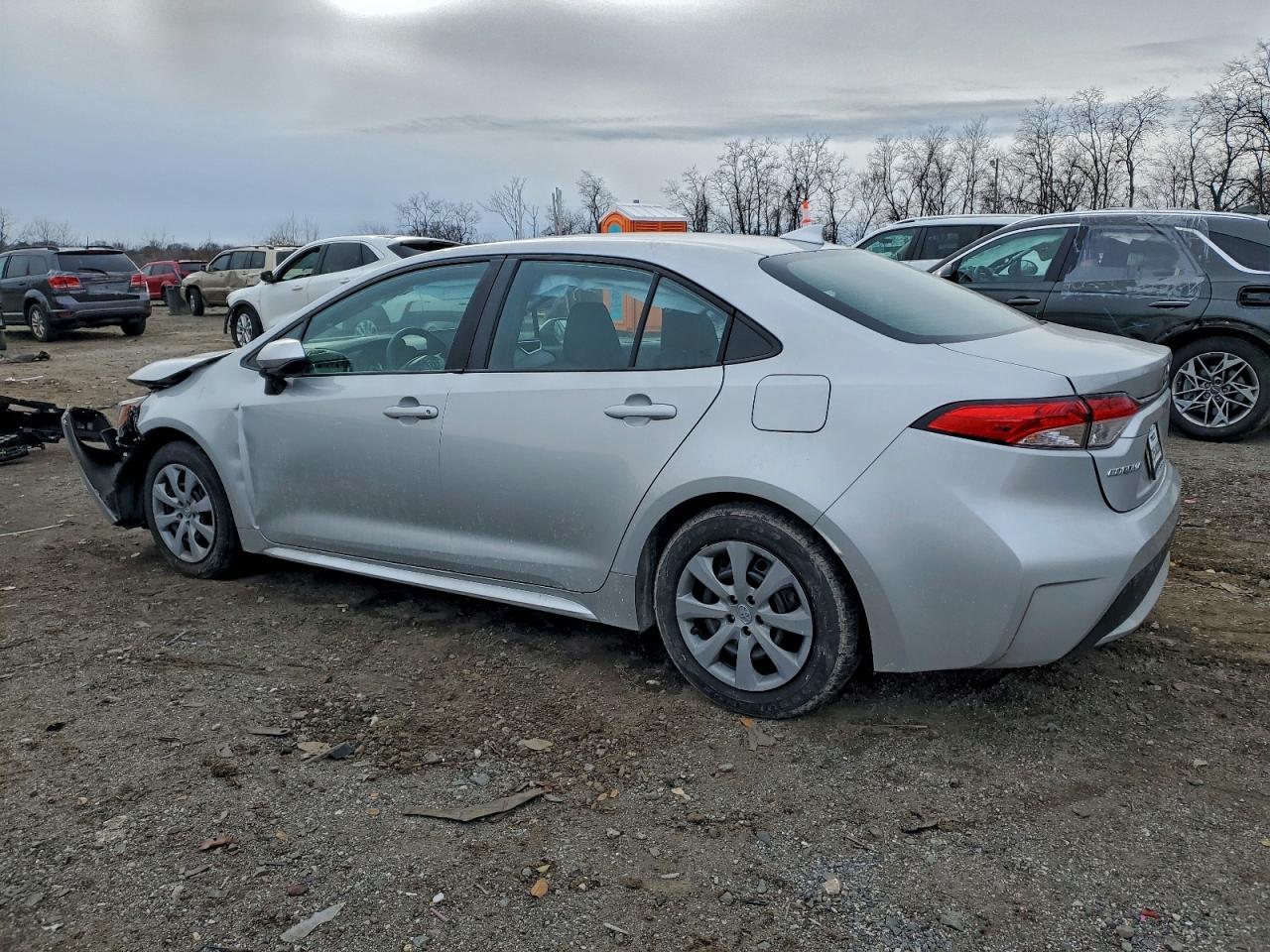 2022 Toyota Corolla Le - Фото 2