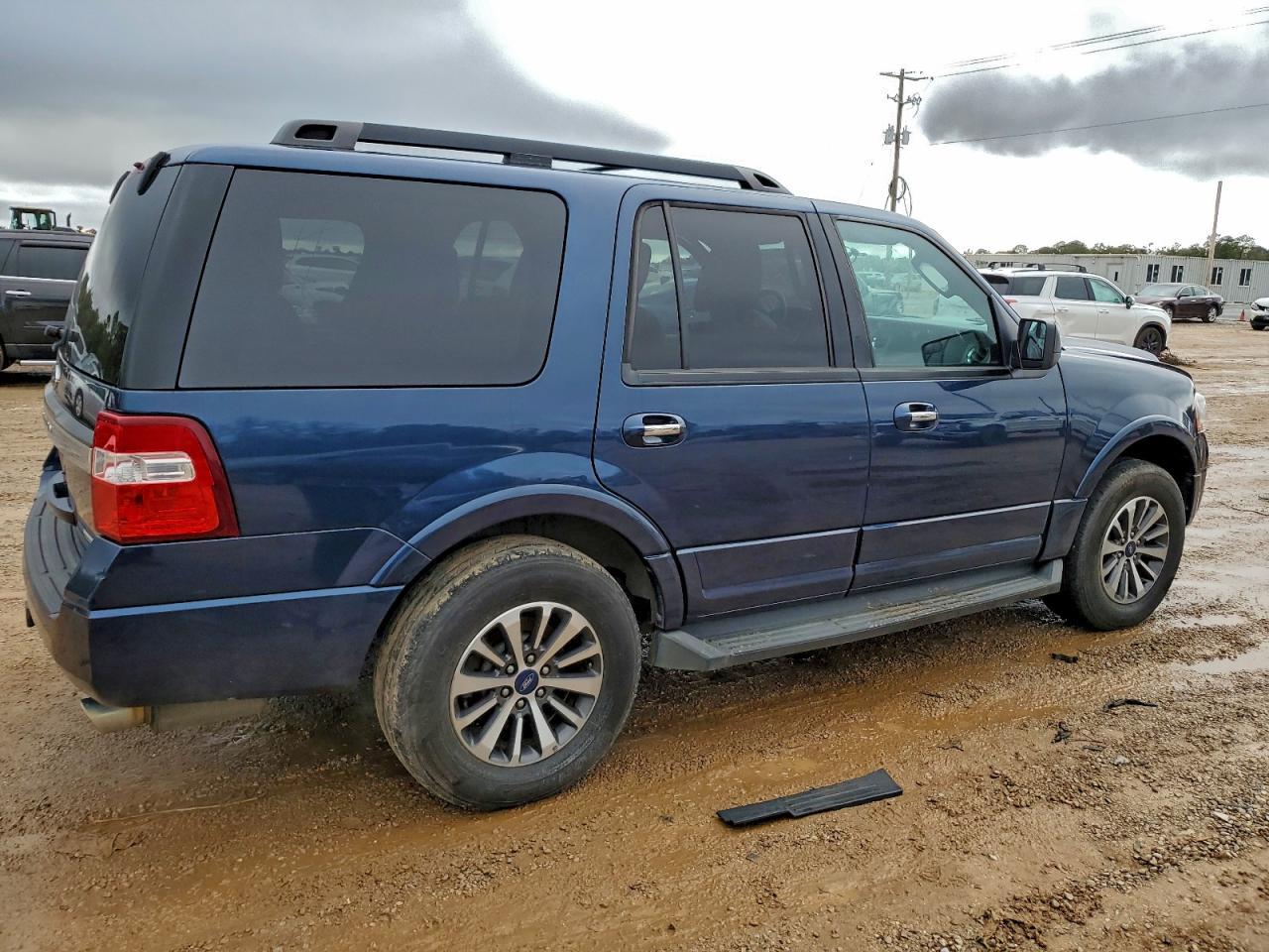 2017 Ford Expedition Xlt - Фото 3