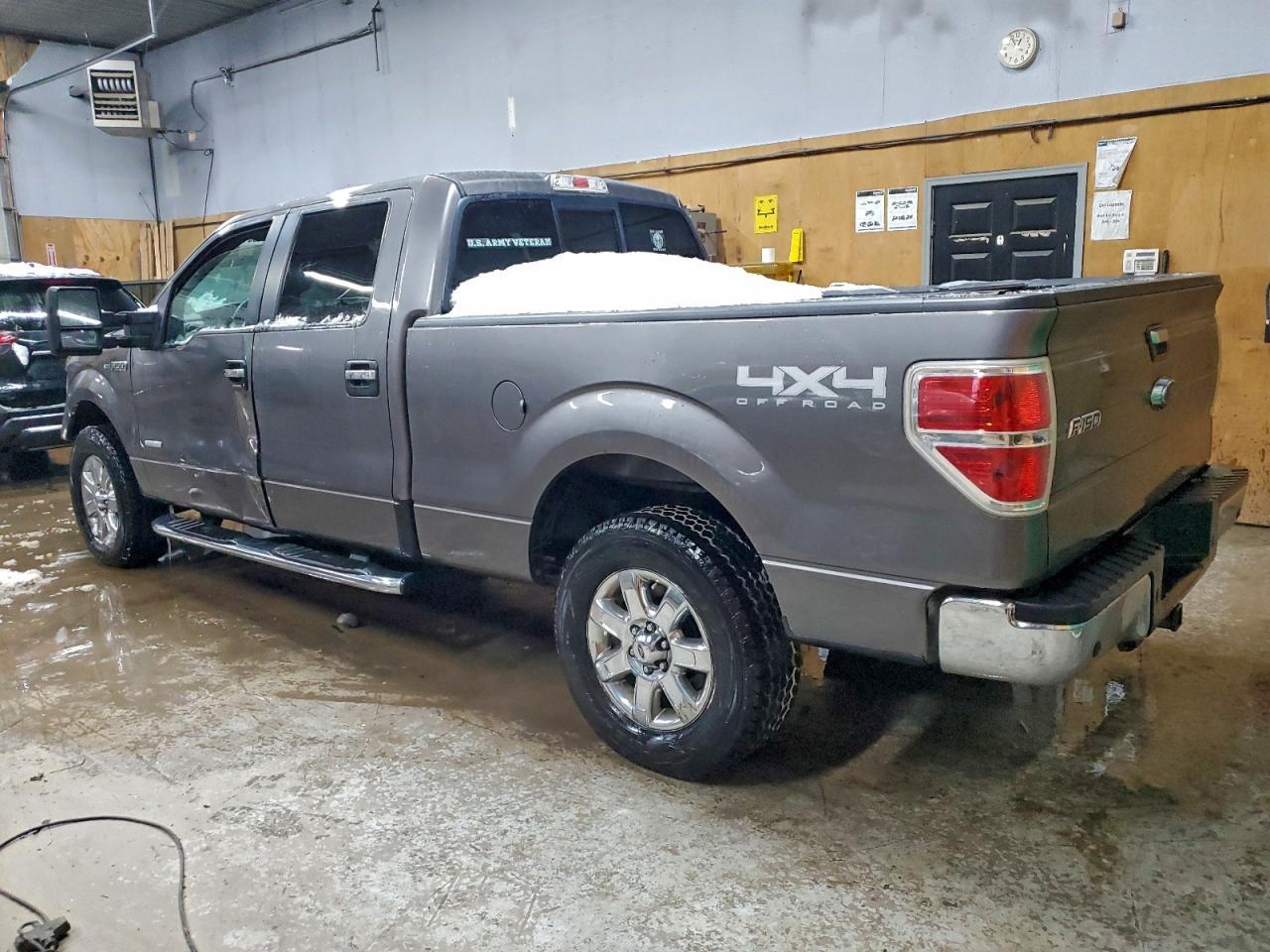 2014 Ford F150 Supercrew - Фото 2