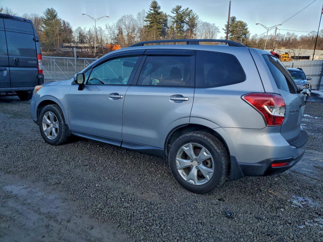 2015 Subaru Forester 2.5I Premium - Фото 2