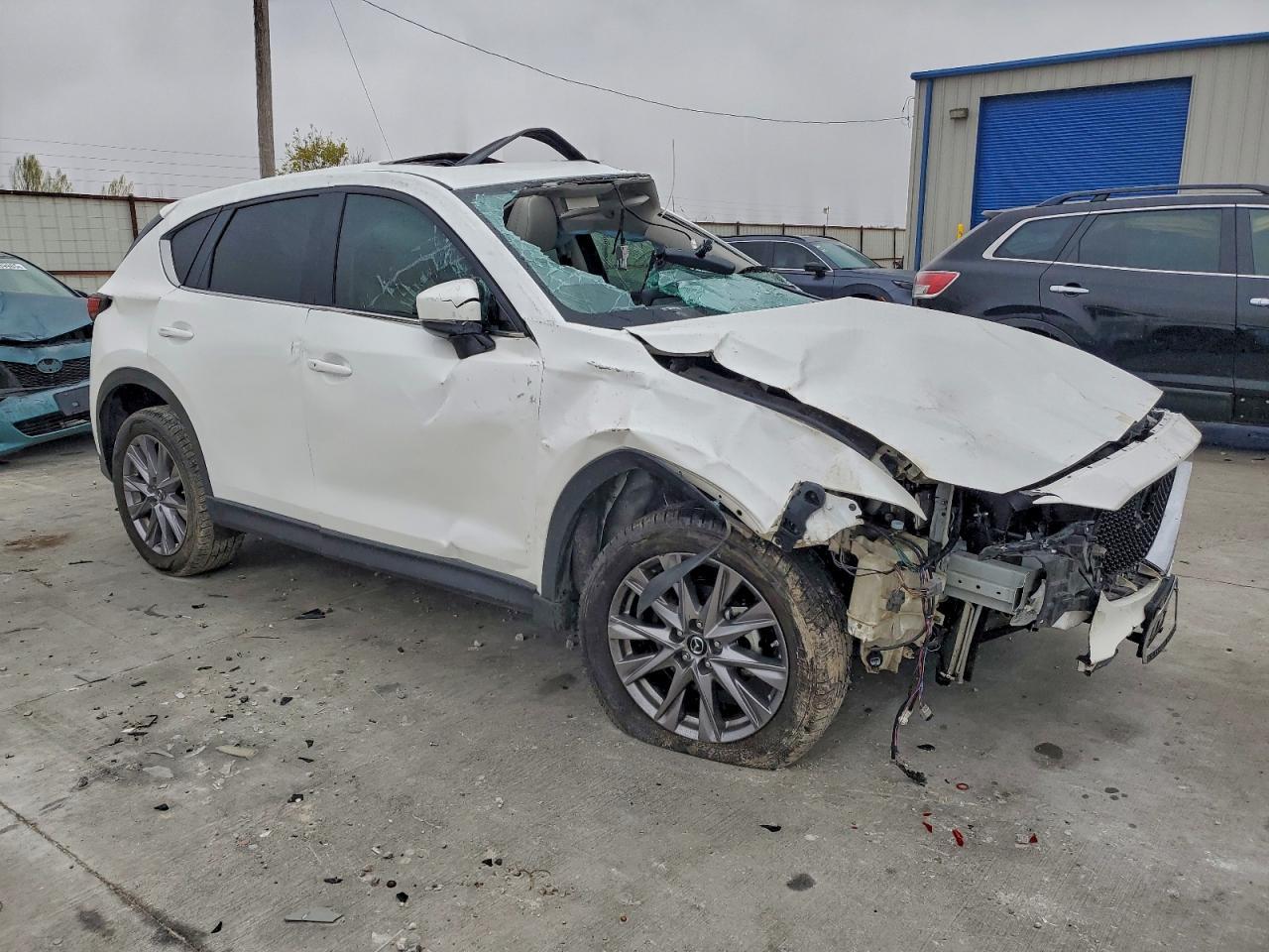 2019 Mazda Cx-5 Grand Touring - Image 4