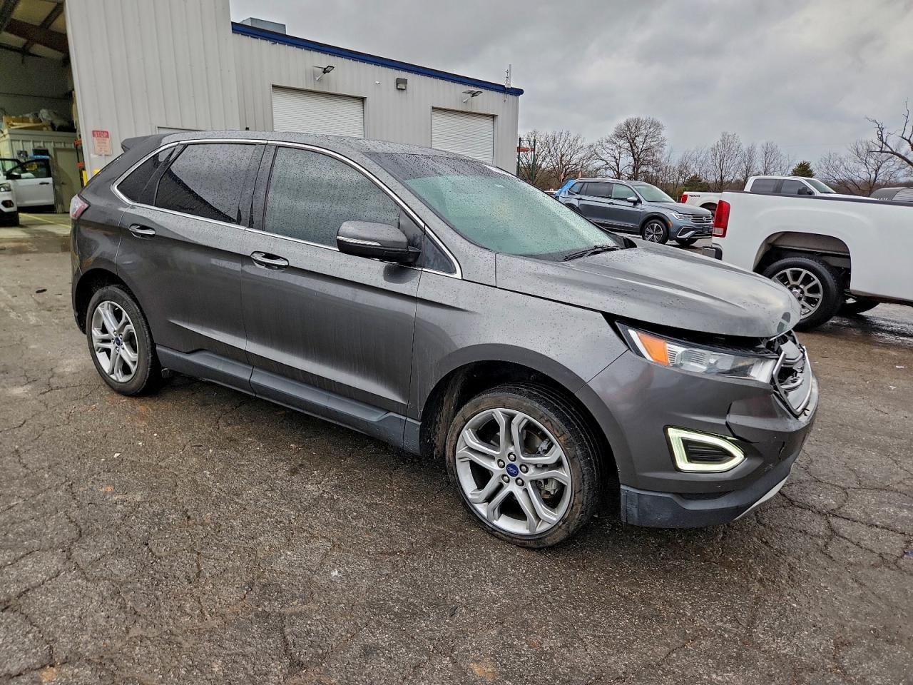 2016 Ford Edge Titanium - Image 4