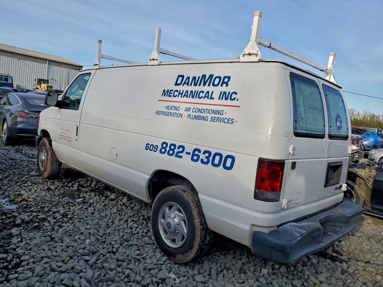 2013 Ford E250 Utility / Service Van - Фото 2