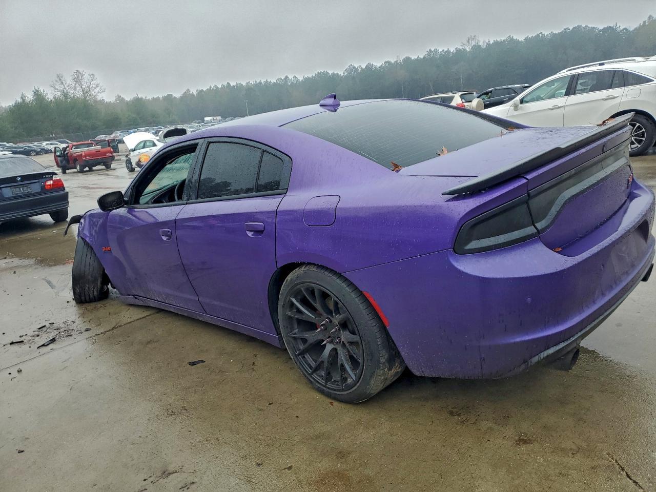 2016 Dodge Charger R/T - Image 2