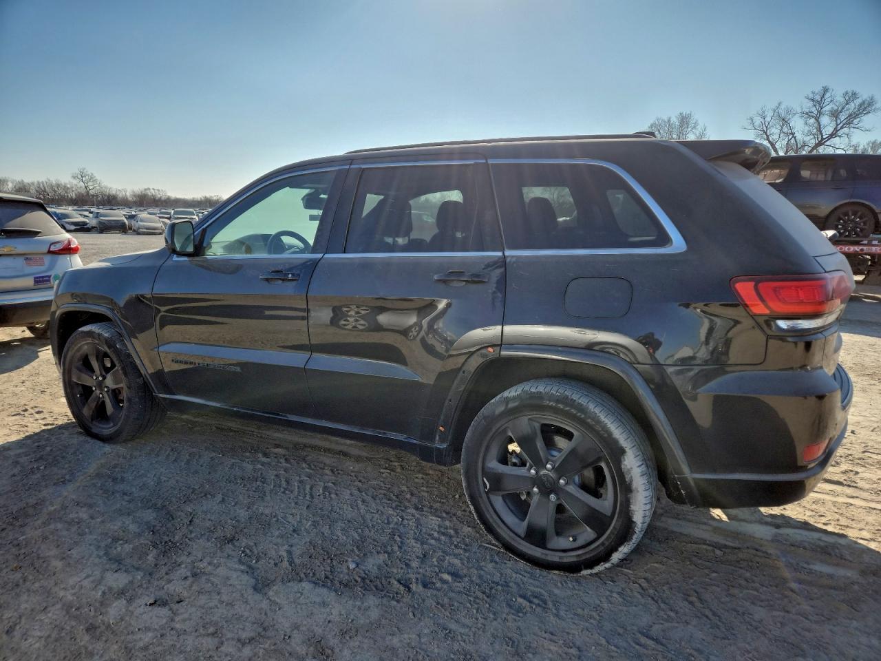 2015 Jeep Grand Cherokee Laredo - Фото 2