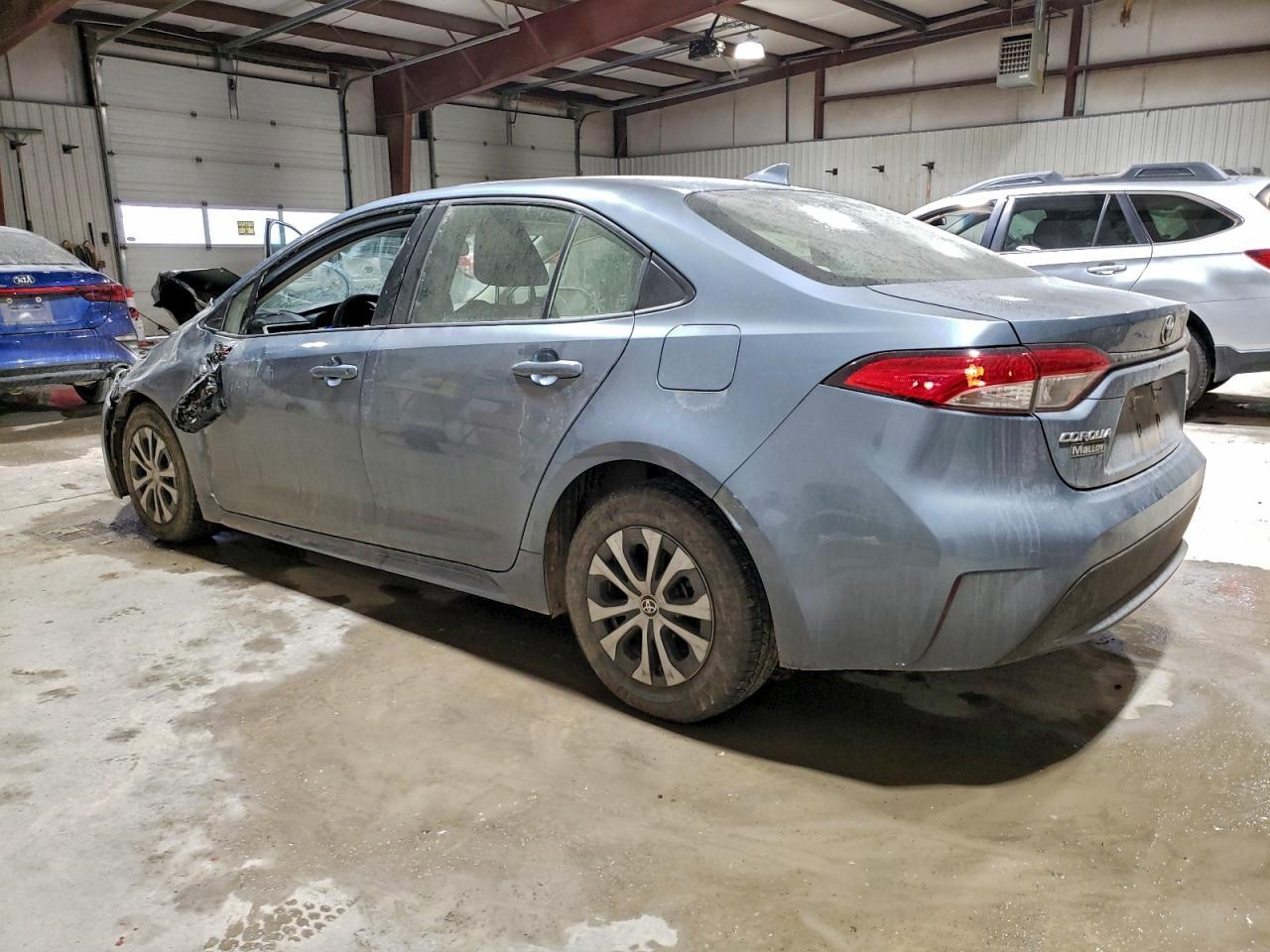 2022 Toyota Corolla Le - Фото 2
