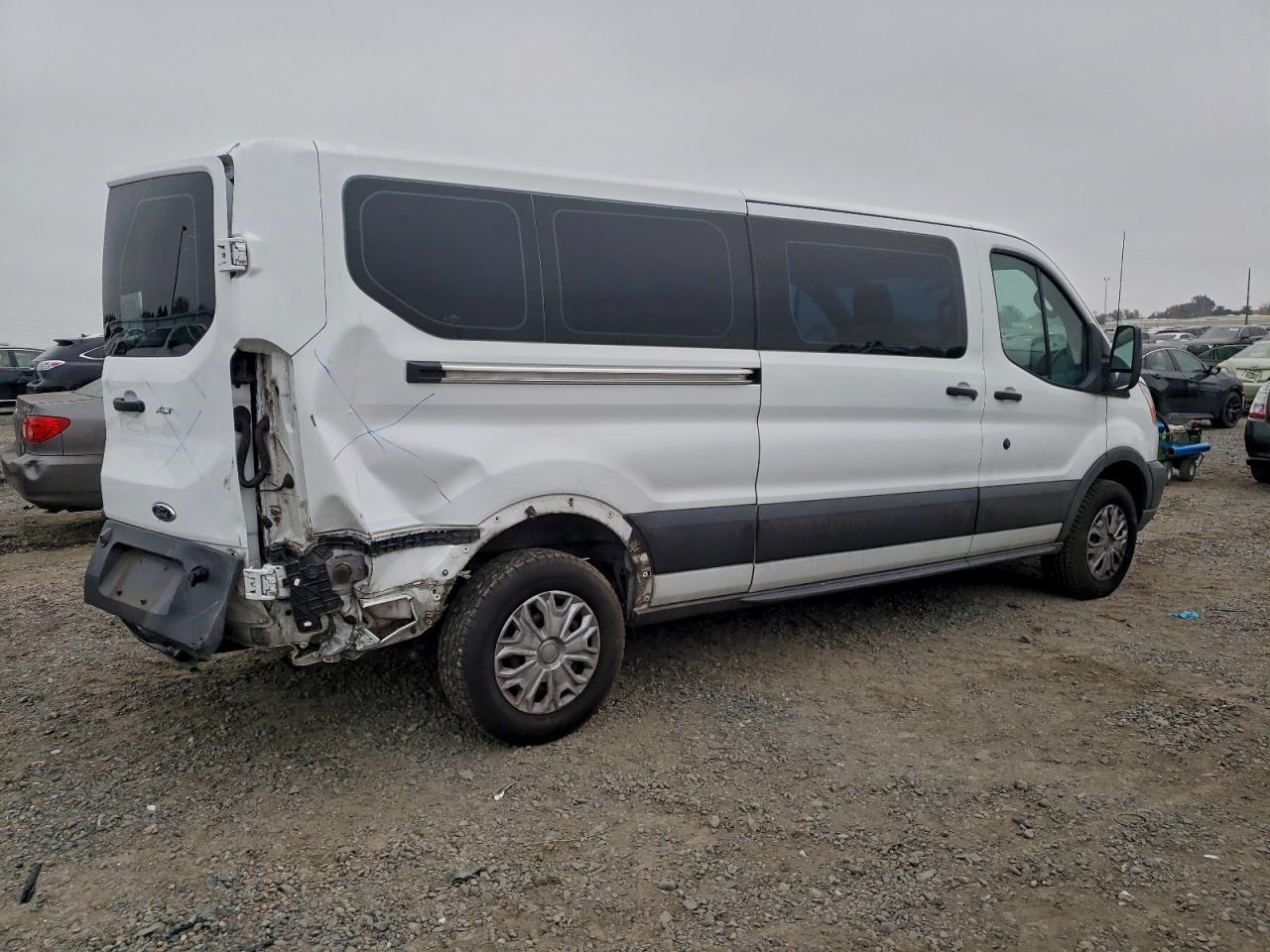 2018 Ford Transit T-350 - Image 3