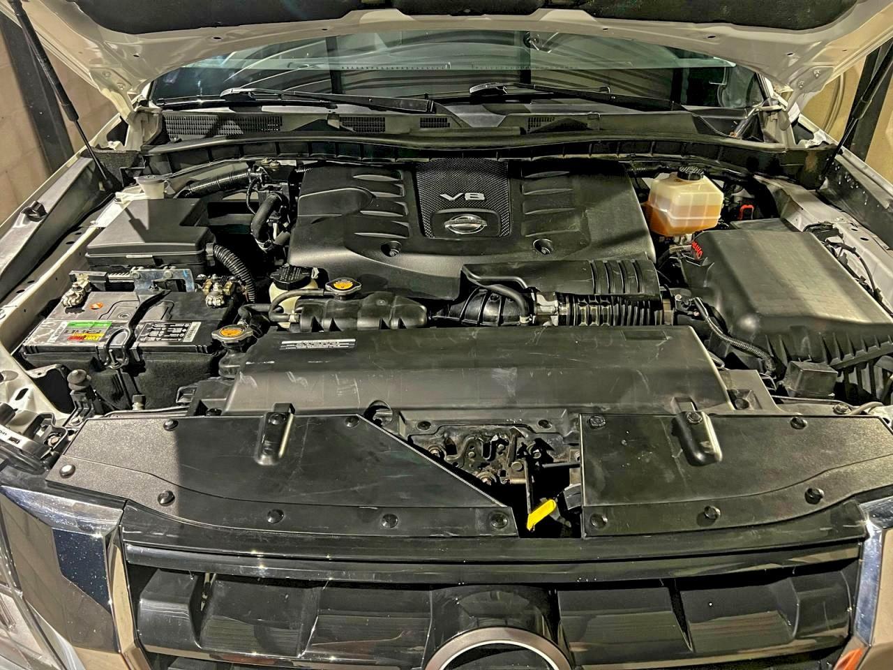 2021 Nissan Armada Sv - Image 7