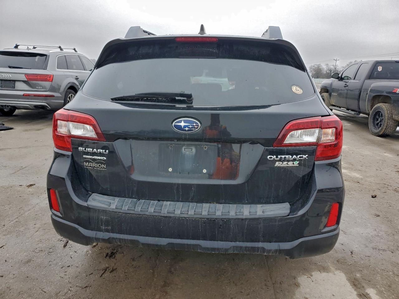 2017 Subaru Outback 2.5I Premium - Image 6