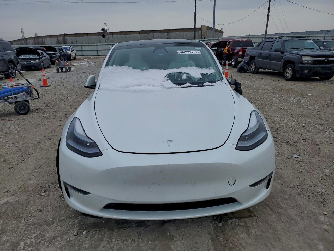 2022 Tesla Model Y - Image 5