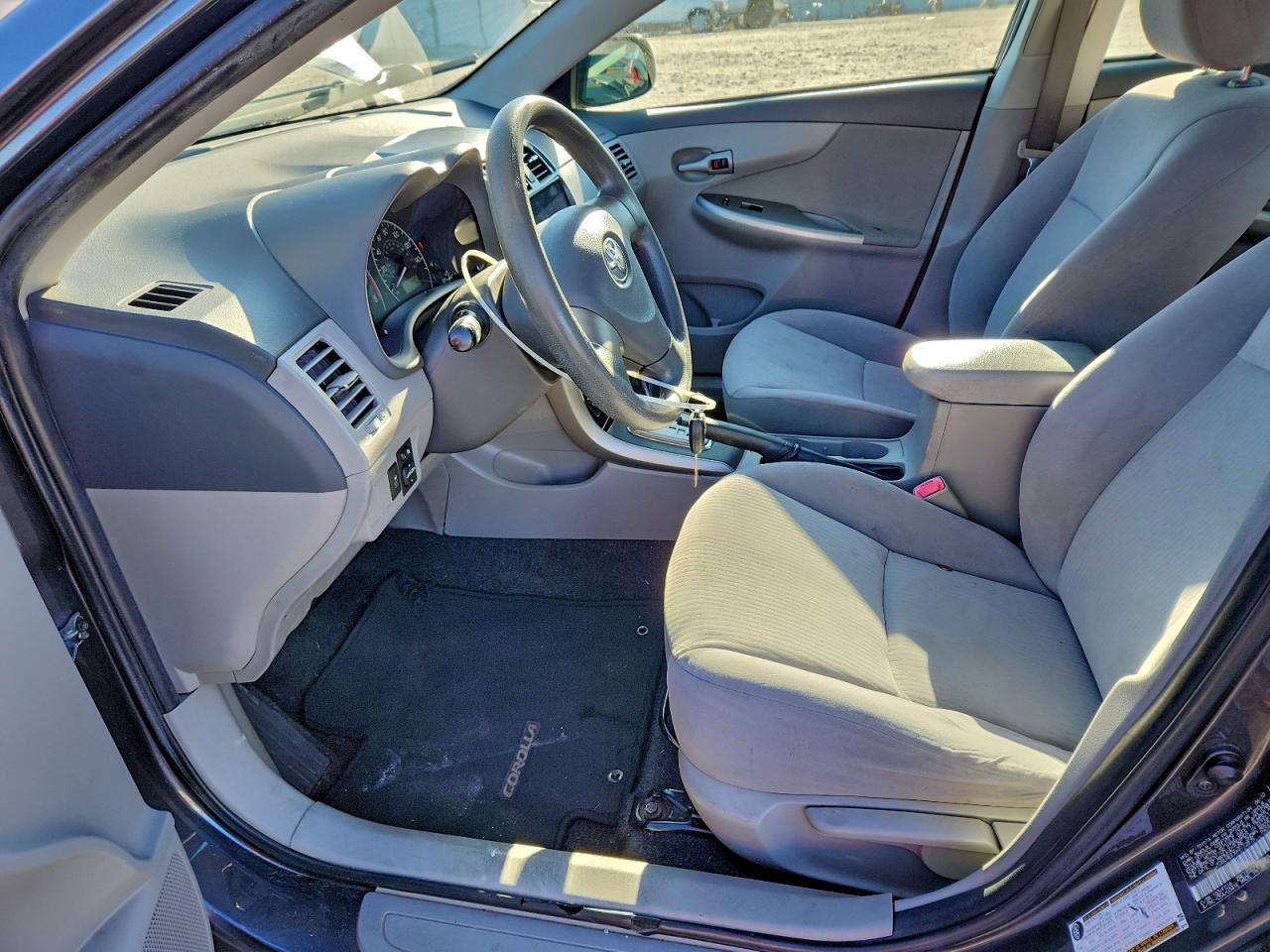 2010 Toyota Corolla Base - Фото 7