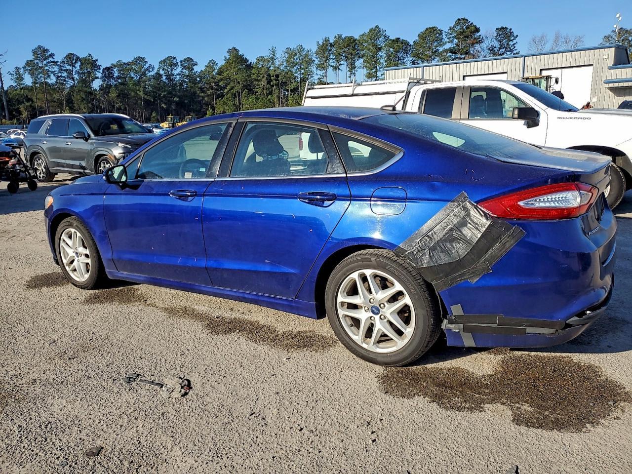 2016 Ford Fusion Se - Фото 2