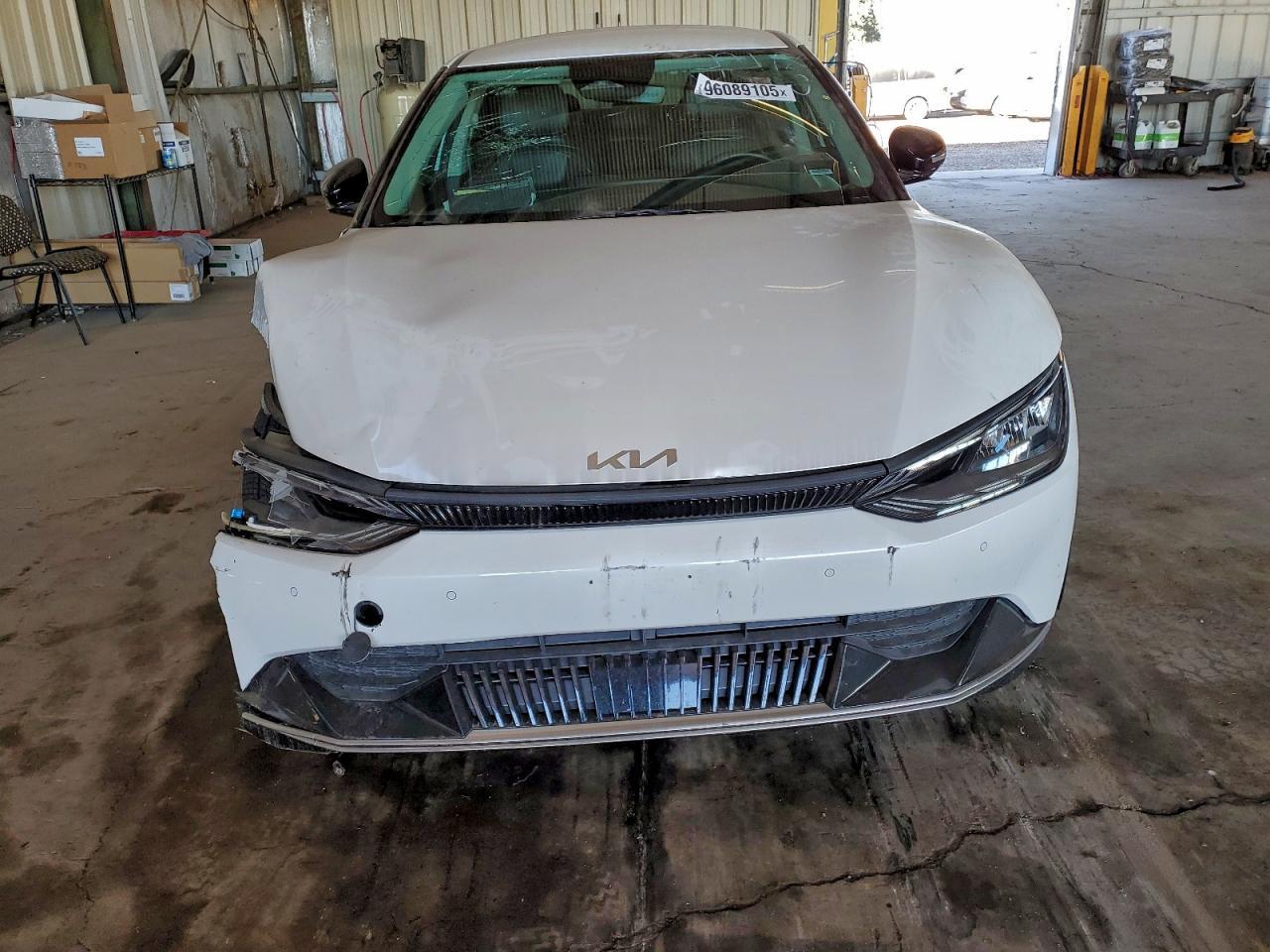 2024 Kia Ev6 Light - Фото 5