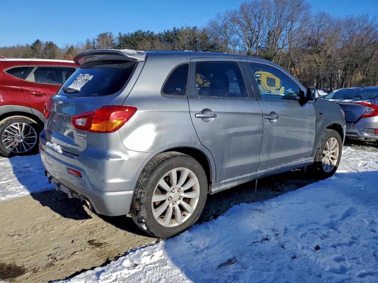 2011 Mitsubishi Outlander Sport Se - Фото 3