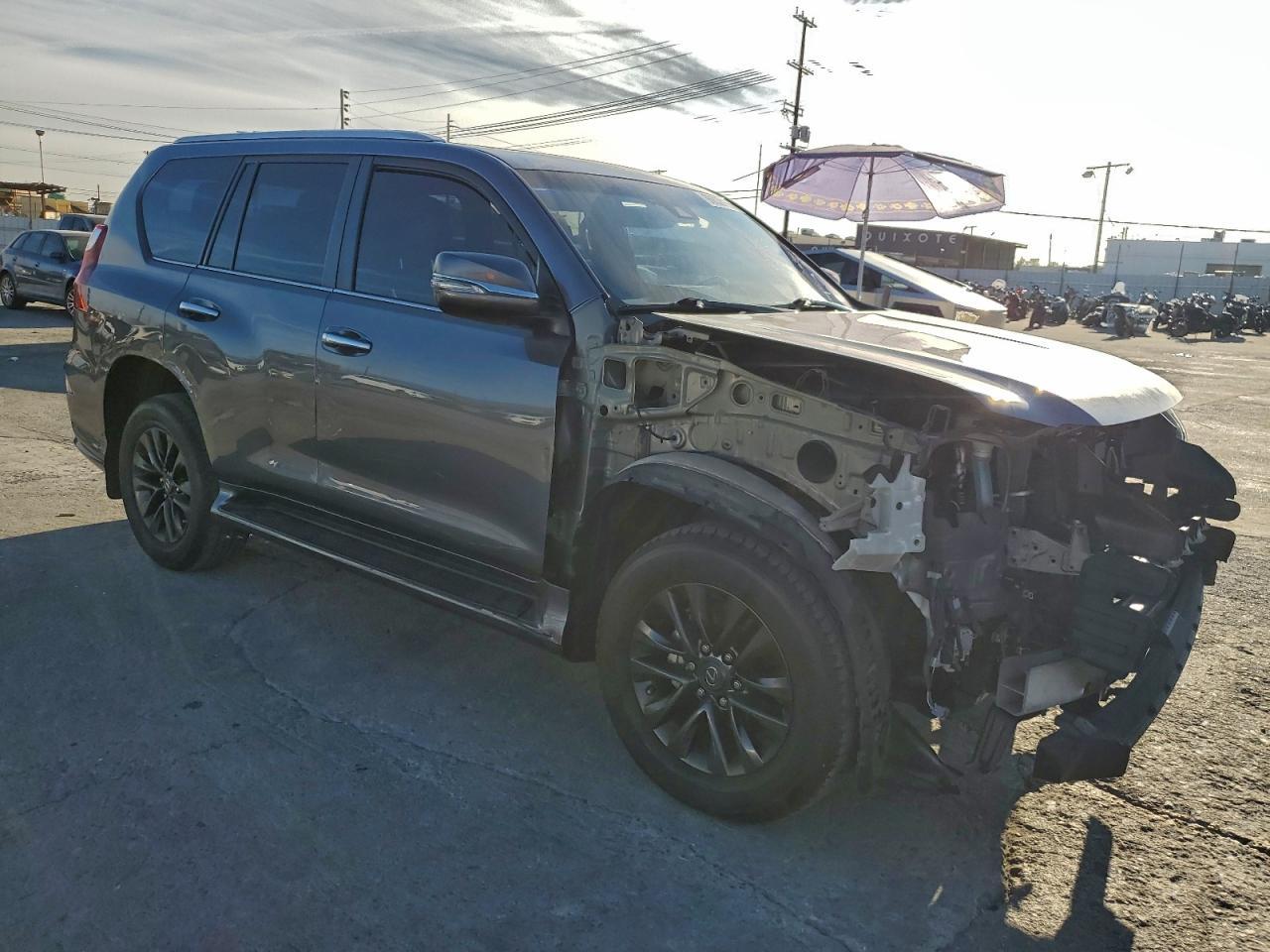 2021 Lexus Gx 460 Premium - Image 4