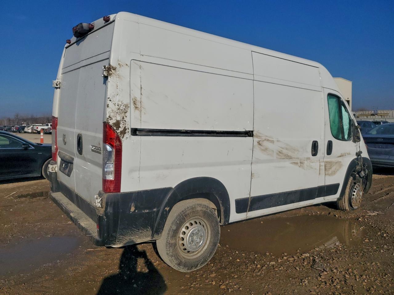 2024 Ram Promaster 1500 Delivery Van - Фото 3