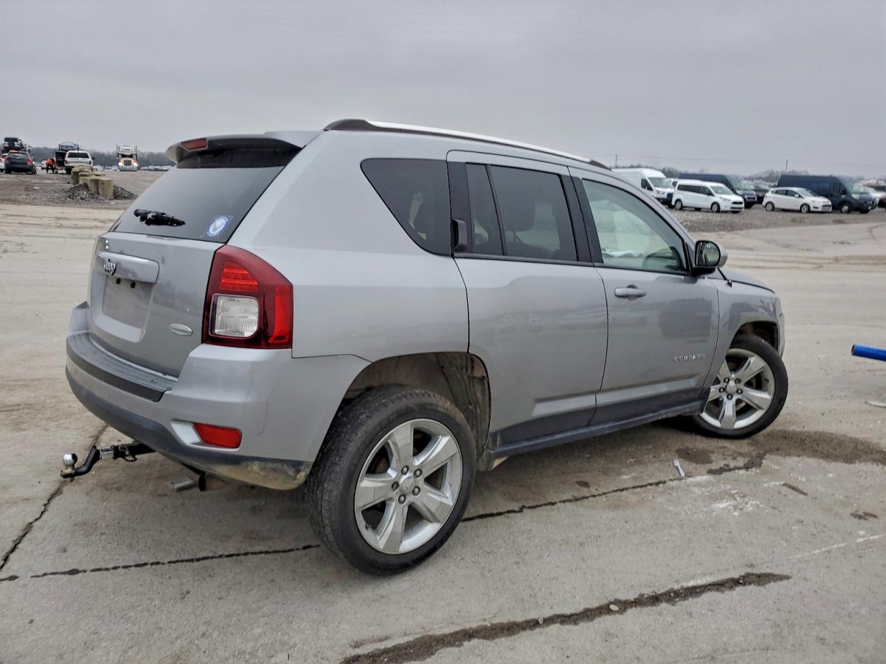 2014 Jeep Compass Latitude - Фото 3