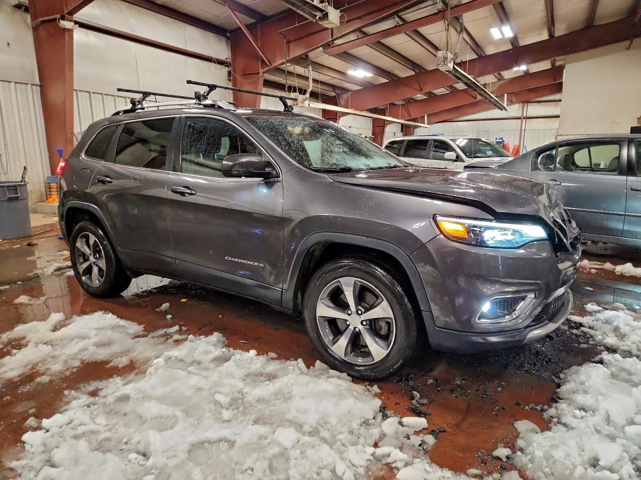 2019 Jeep Cherokee Limited - Image 4