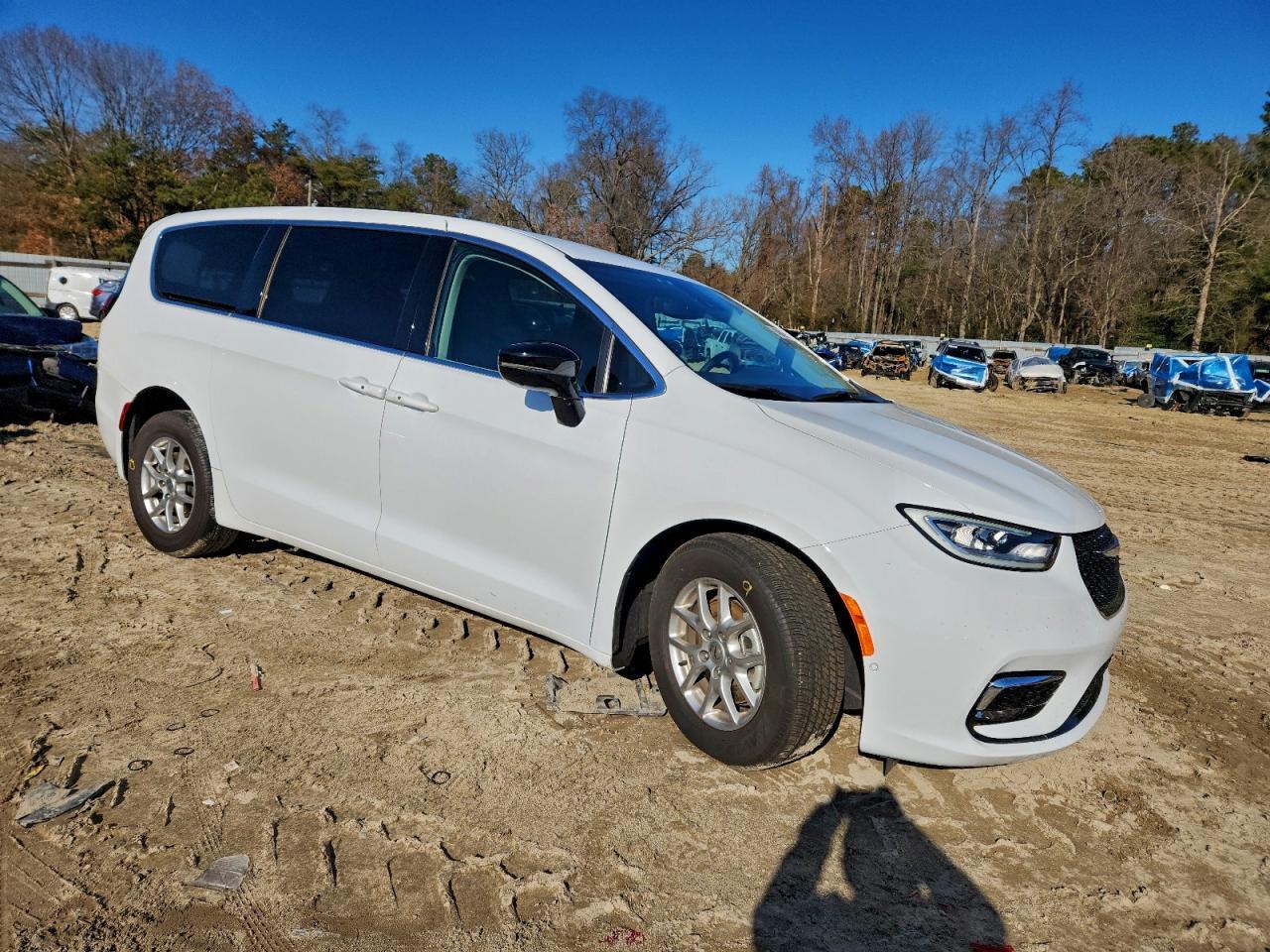 2024 Chrysler Pacifica Touring L - Фото 4