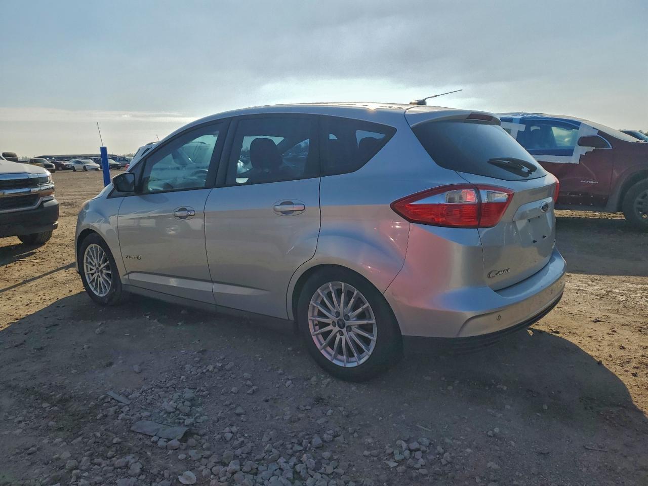 2013 Ford C-Max Se - Image 2