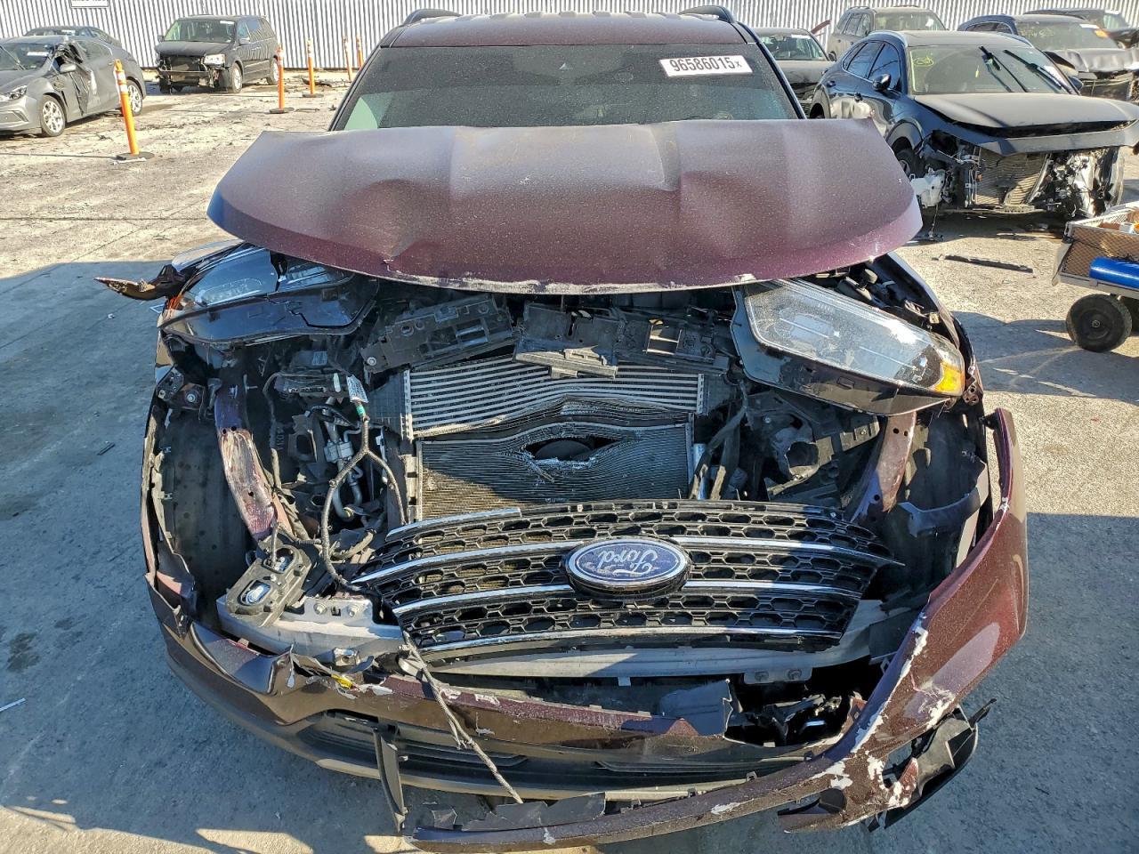 2023 Ford Explorer Xlt - Image 5