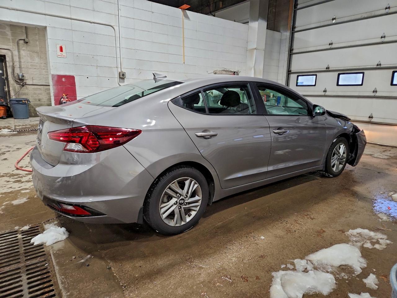 2020 Hyundai Elantra Sel - Фото 3