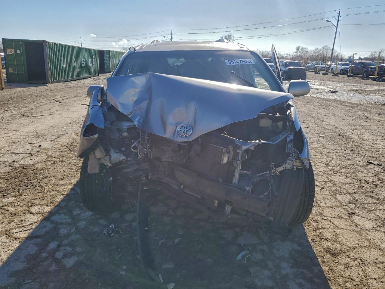 2013 Toyota Sienna Xle - Фото 5