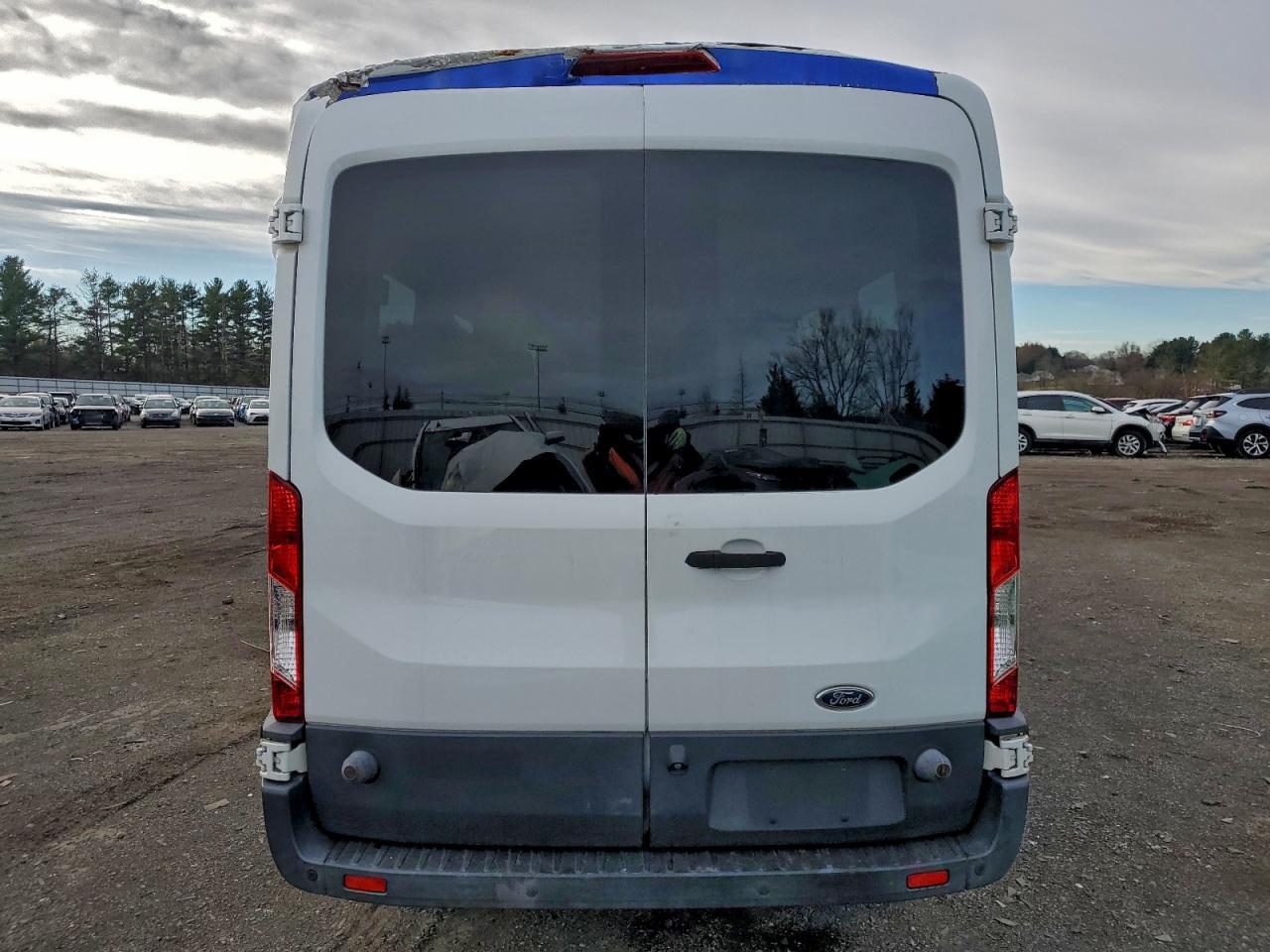 2015 Ford Transit T-350 - Image 6