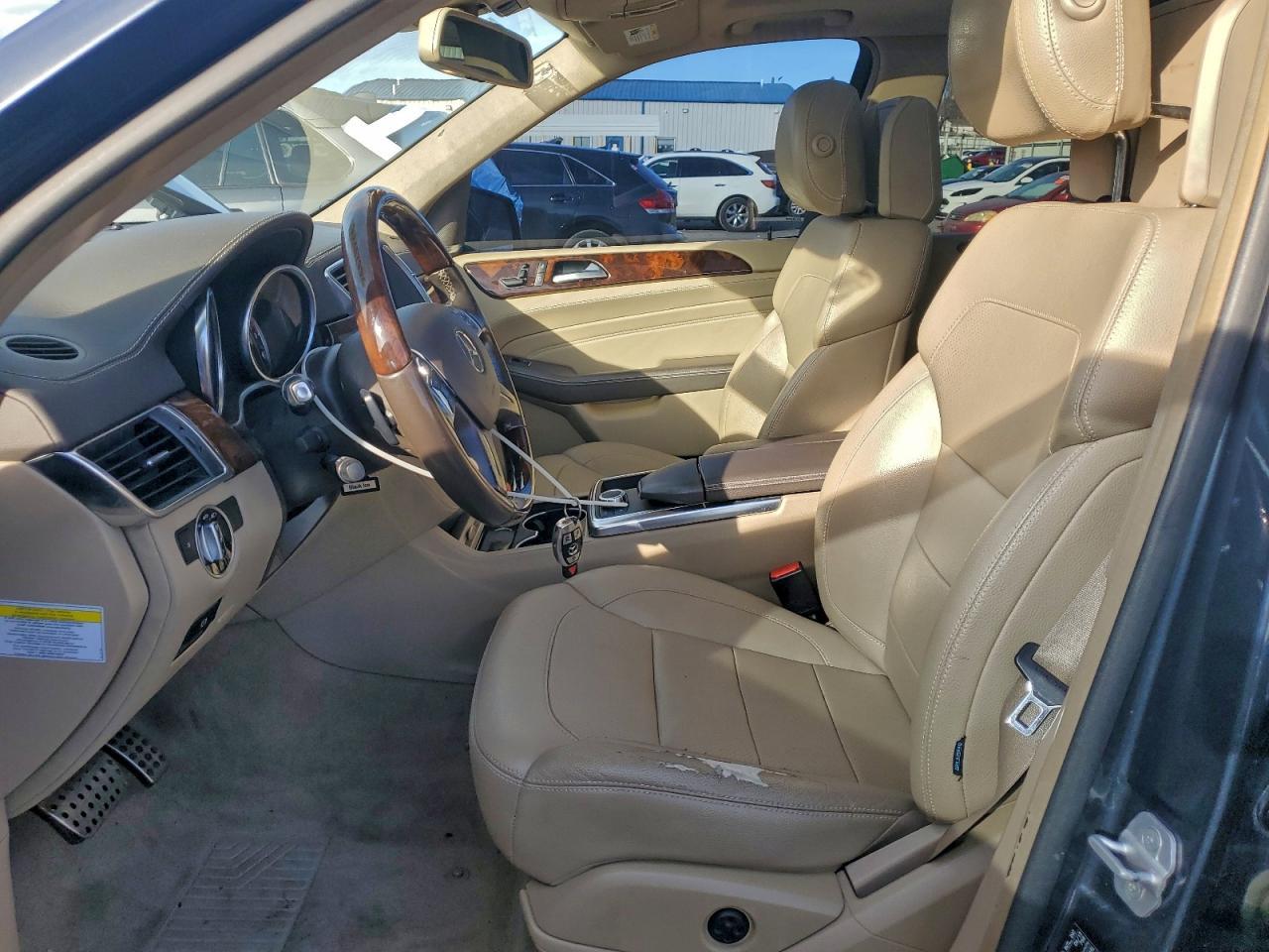 2013 Mercedes-Benz Ml 550 4Matic - Image 7