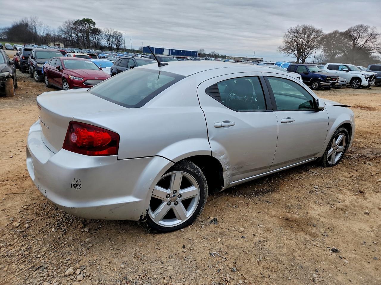 2011 Dodge Avenger Mainstreet - Image 3