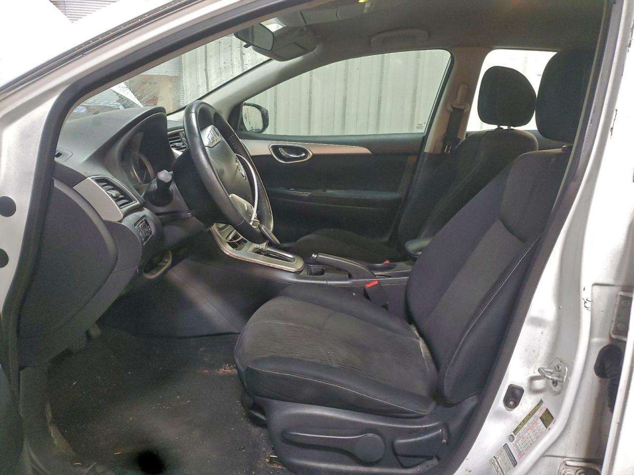 2015 Nissan Sentra S - Фото 7