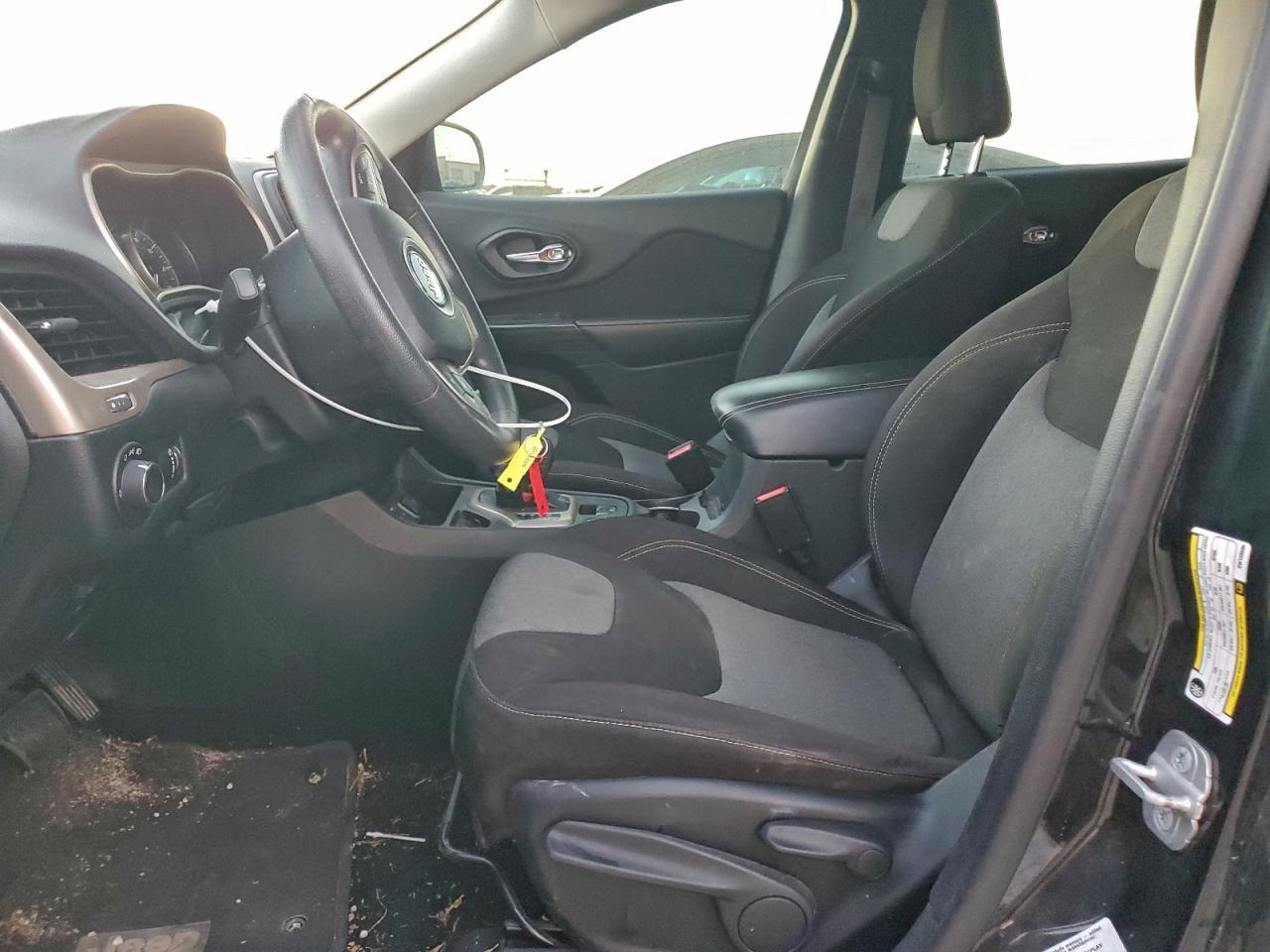 2014 Jeep Cherokee Sport - Фото 7