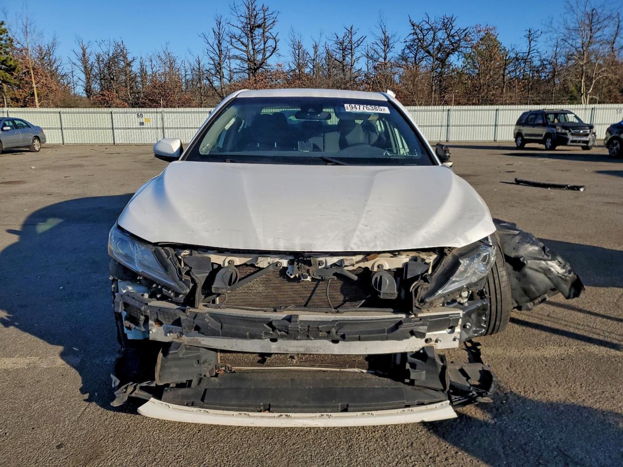 2020 Toyota Camry Le - Image 5
