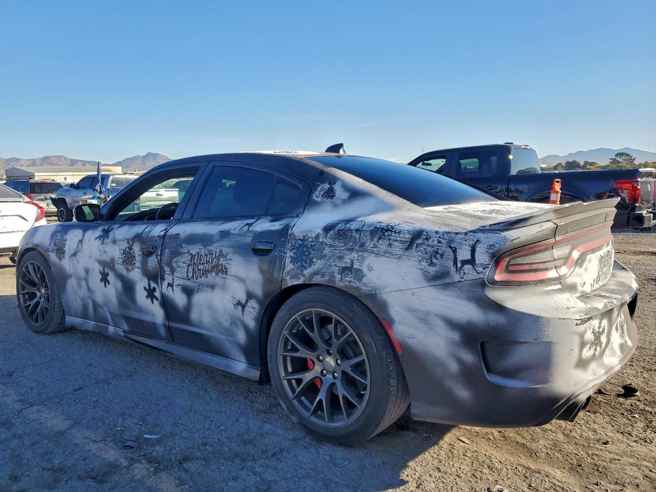 2016 Dodge Charger Srt 392 - Image 2