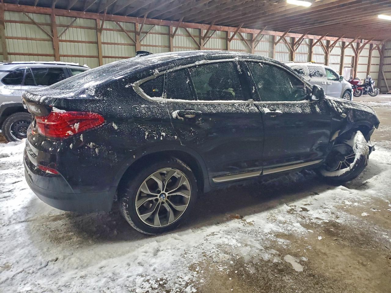 2017 BMW X4 xDrive28I - Фото 3