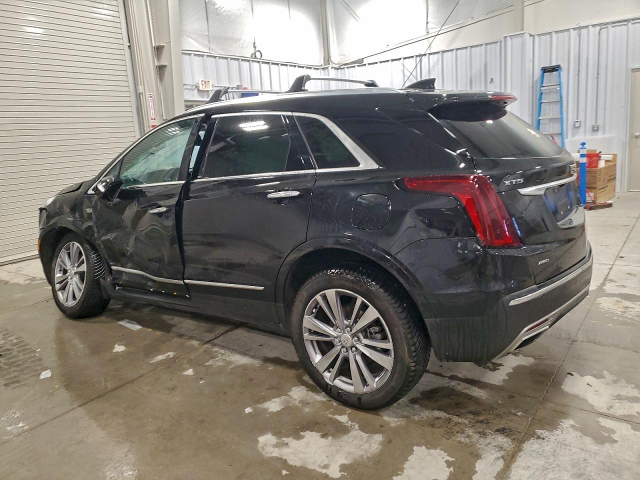 2023 Cadillac Xt5 Premium Luxury - Фото 2