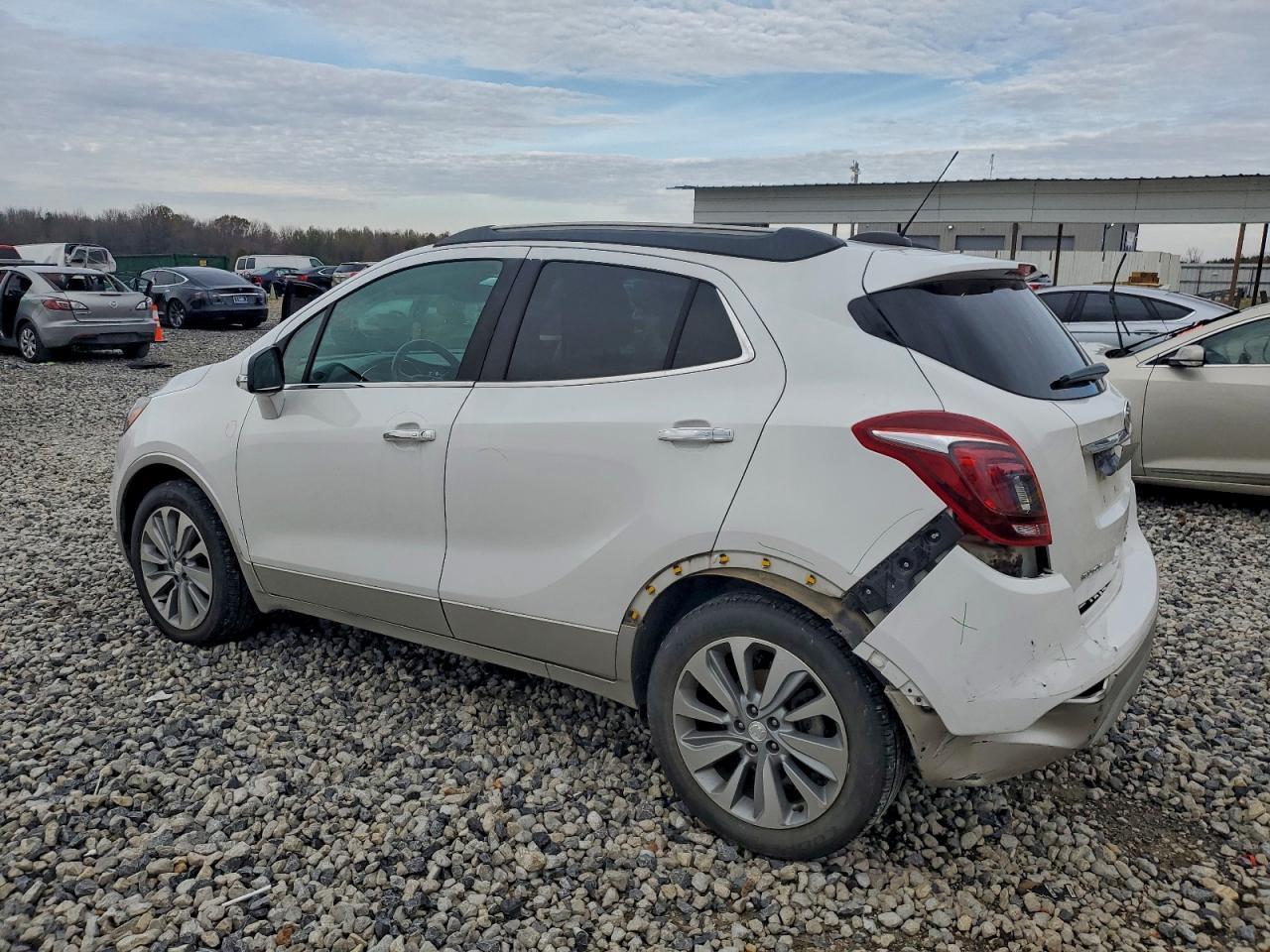 2018 Buick Encore Preferred - Фото 2
