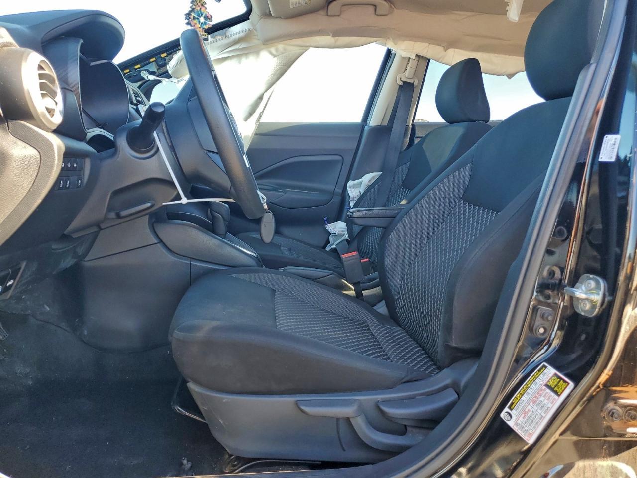 2020 Nissan Versa S - Image 7