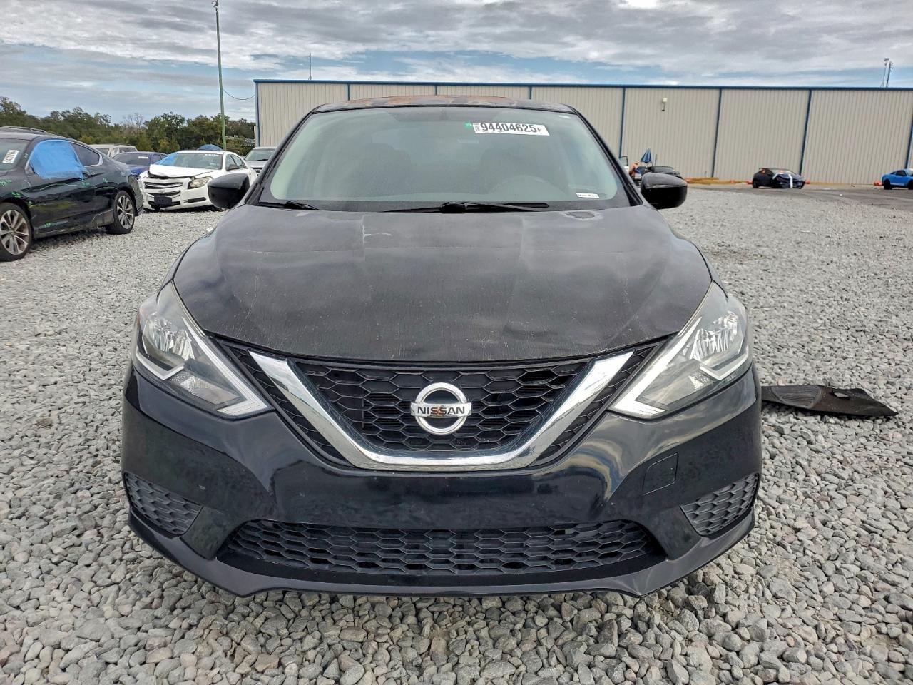 2016 Nissan Sentra S - Image 5