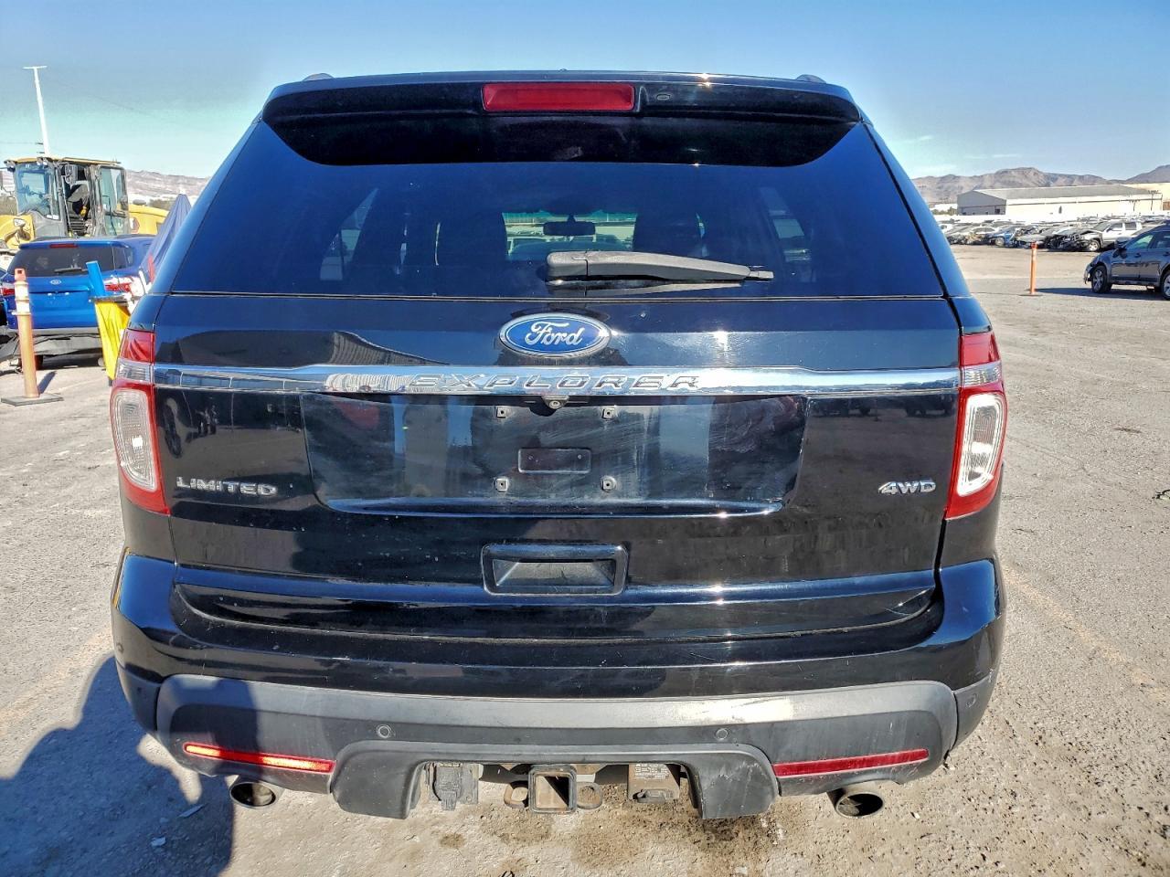 2012 Ford Explorer Limited - Image 6