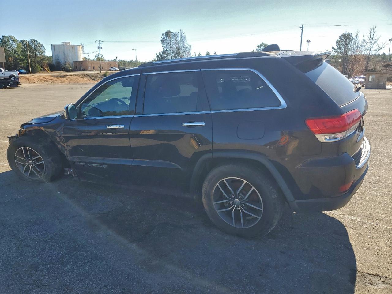 2018 Jeep Grand Cherokee Limited - Image 2