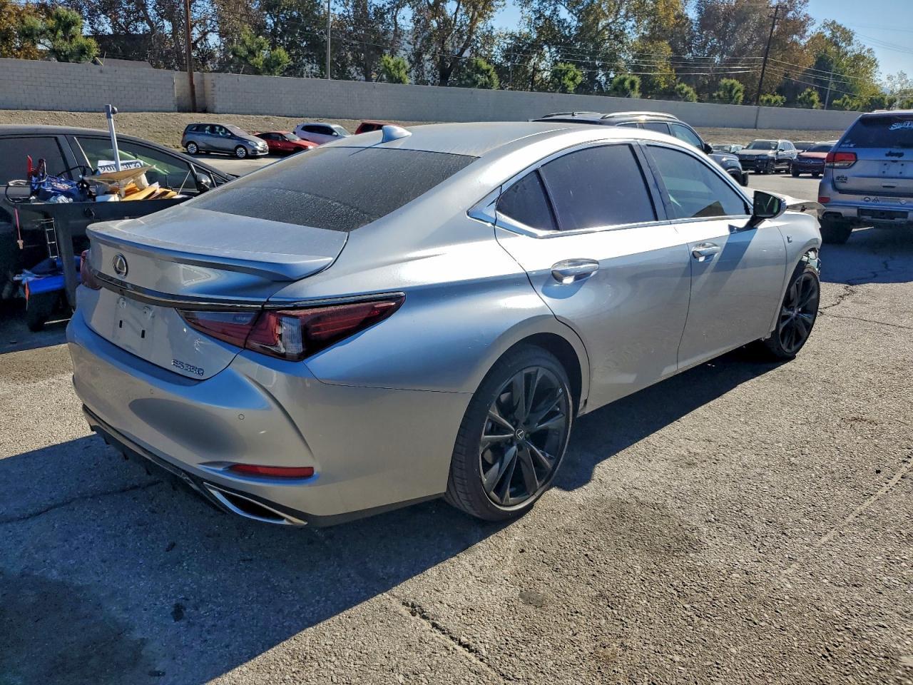2024 Lexus Es 350 F Sport Handling - Фото 3