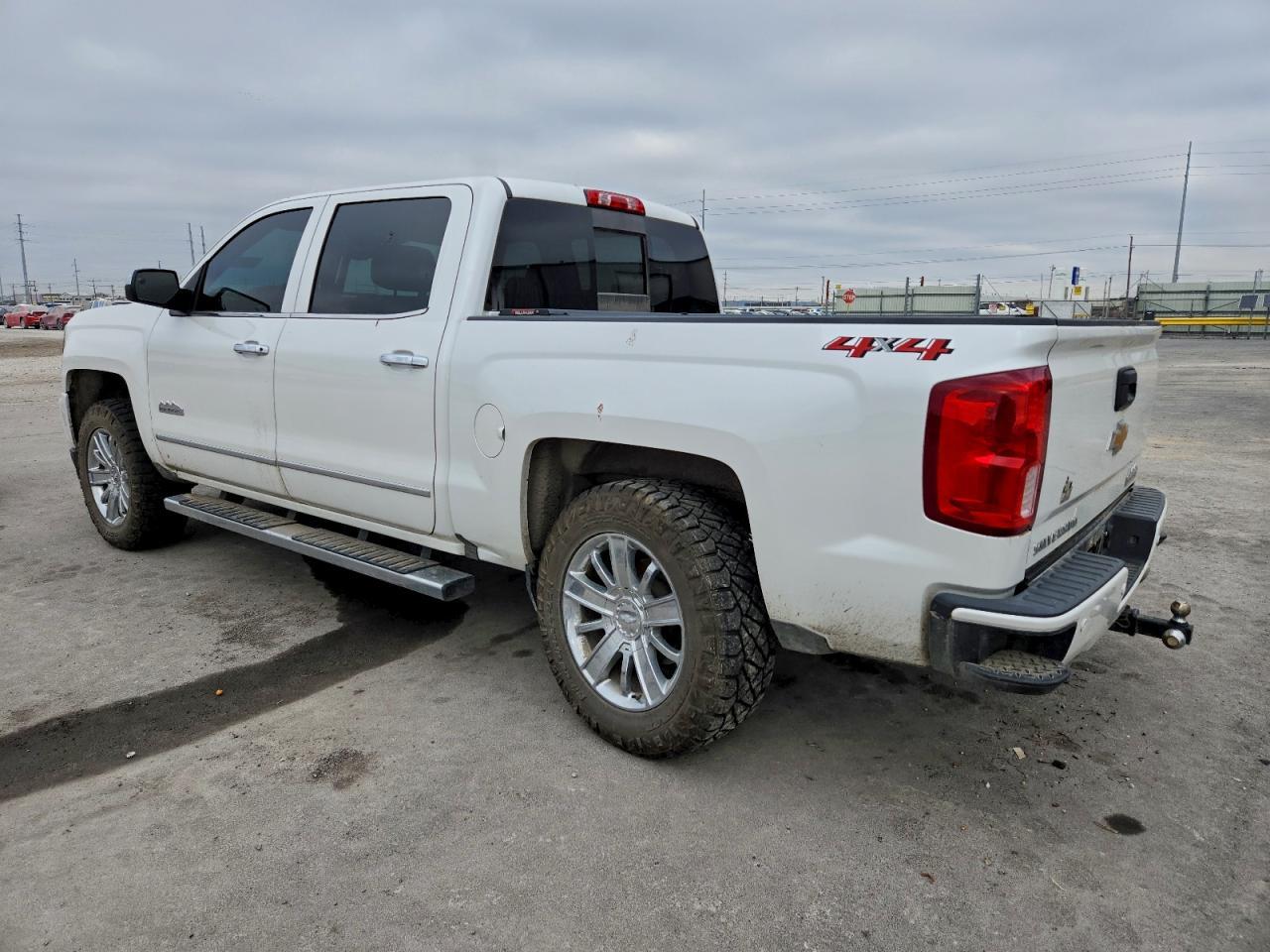 2018 Chevrolet Silverado K1500 High Country - Фото 2