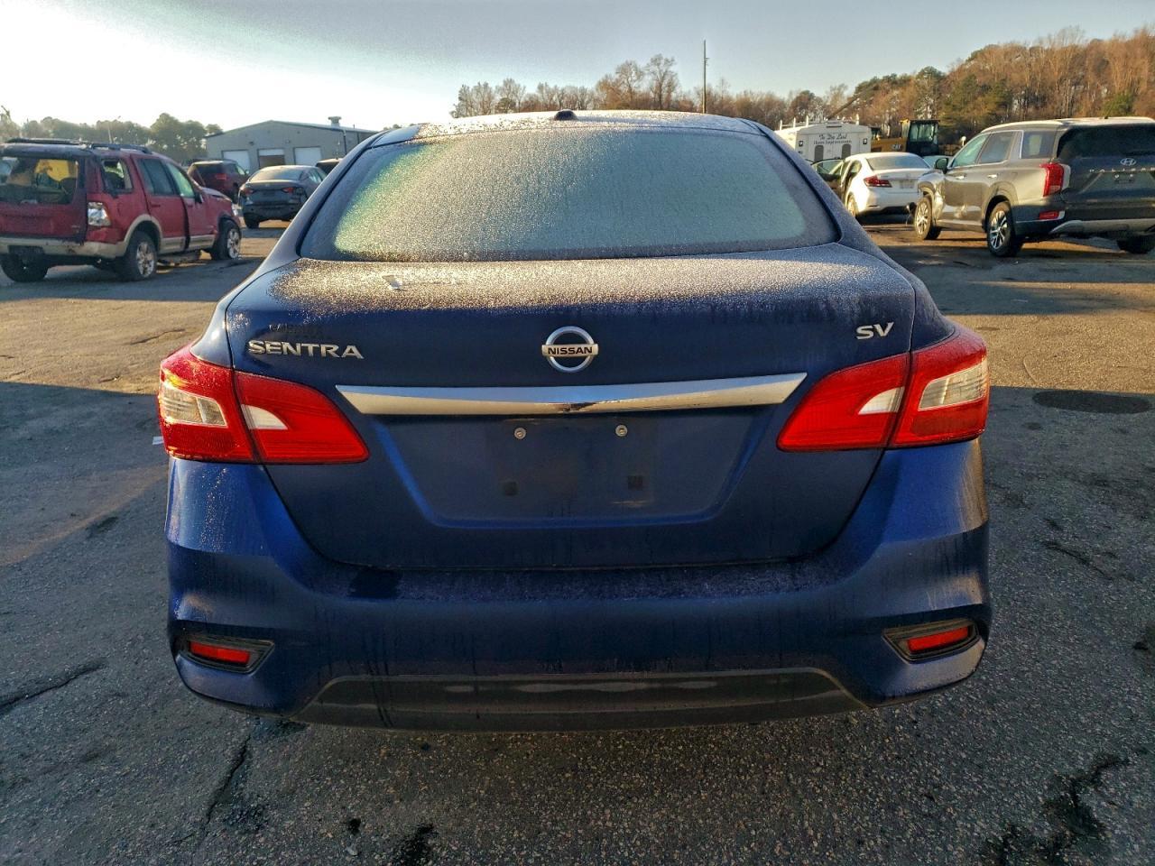 2018 Nissan Sentra S - Image 6