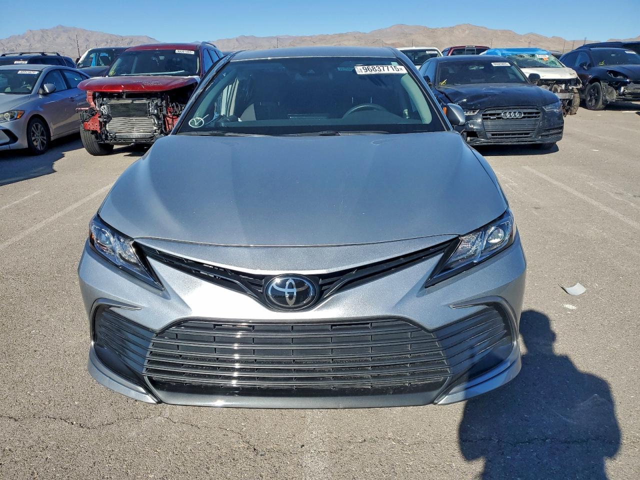 2023 Toyota Camry Le - Фото 5