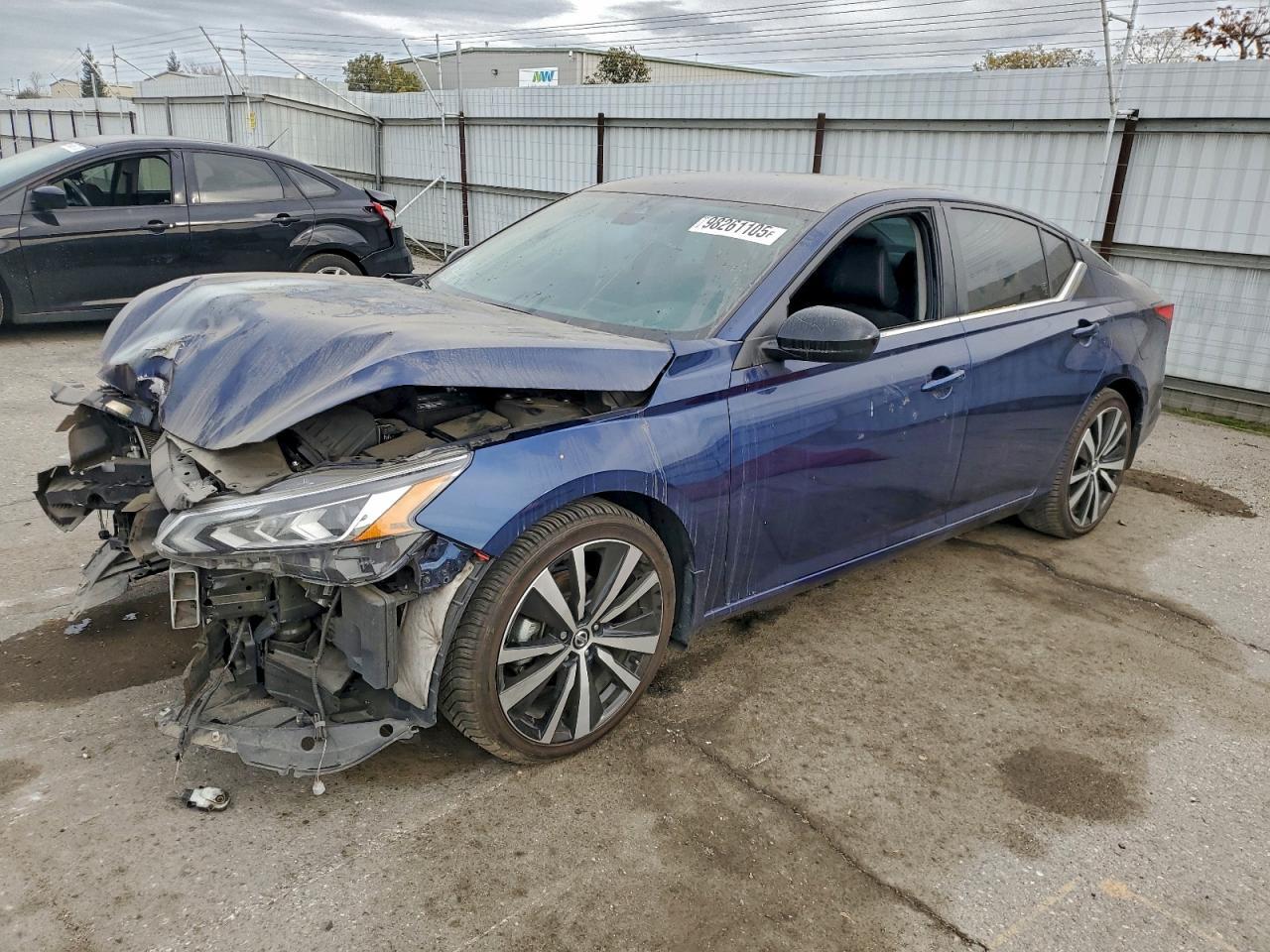 2021 Nissan Altima Sr