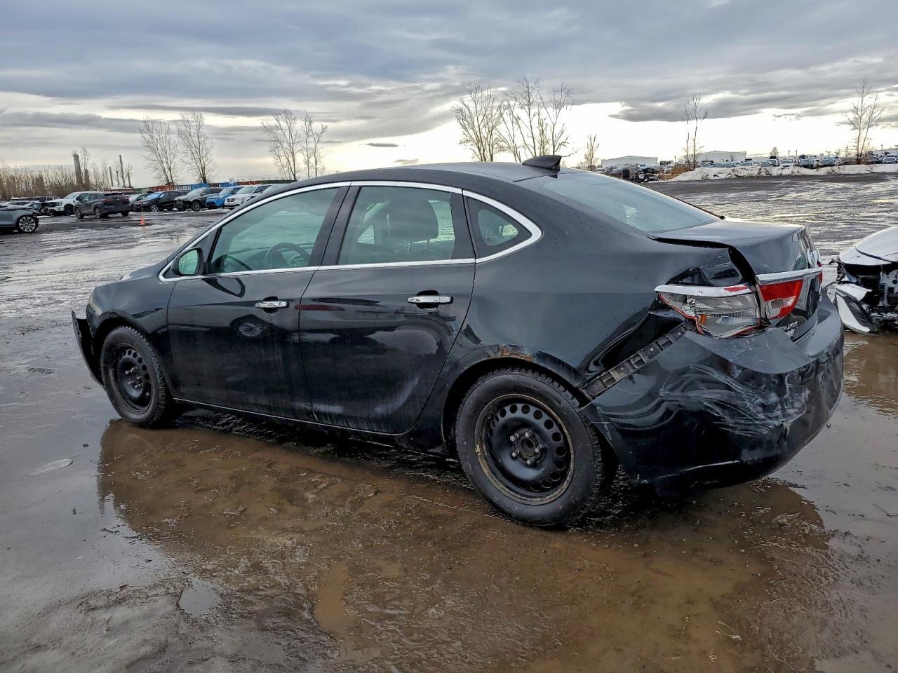 2017 Buick Verano - Фото 2