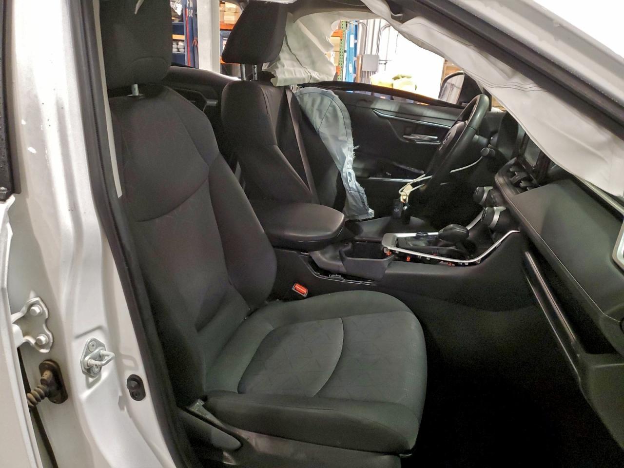 2022 Toyota Rav4 Xle - Image 7