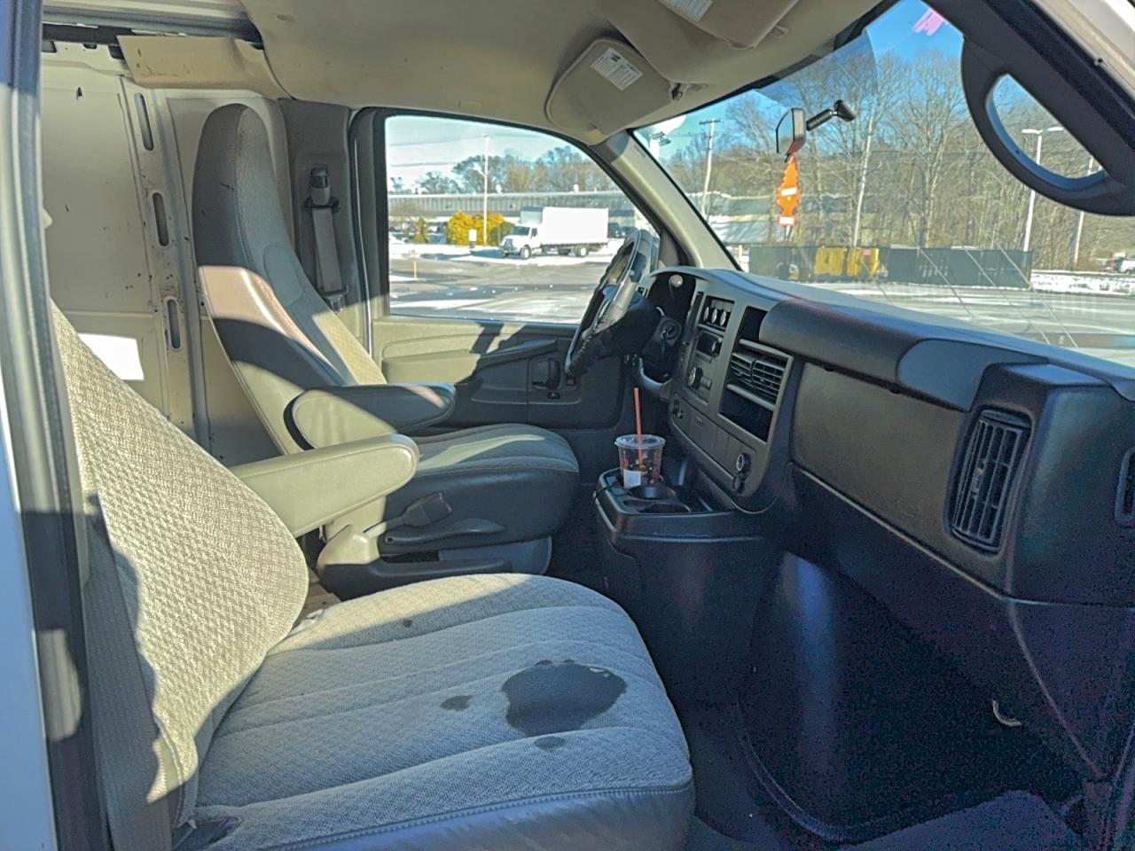 2011 Chevrolet Express G1500 - Фото 5