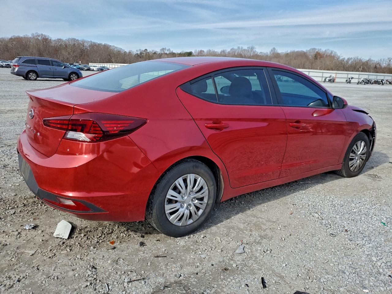 2019 Hyundai Elantra Se - Фото 3